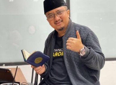 yusuf mansur kenang kehidupan ustaz maaher