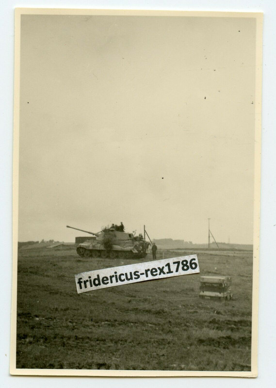 schw. Panzer Kampfwagen VI Tiger II Königstiger King Tiger Westfront 45