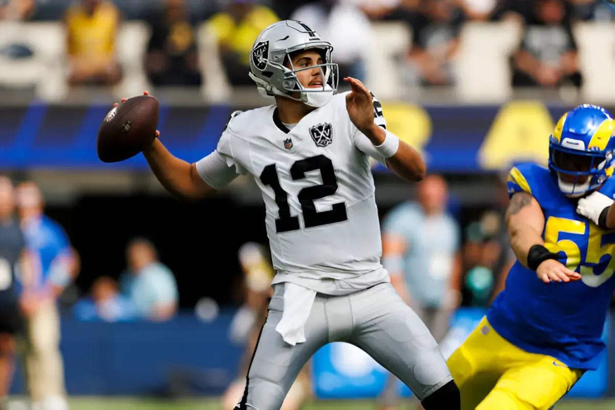 Raider QB O'Connell out 4-6 weeks with fractured thumb. Raider QB O'Connell out 4-6 weeks with fractured thumb.