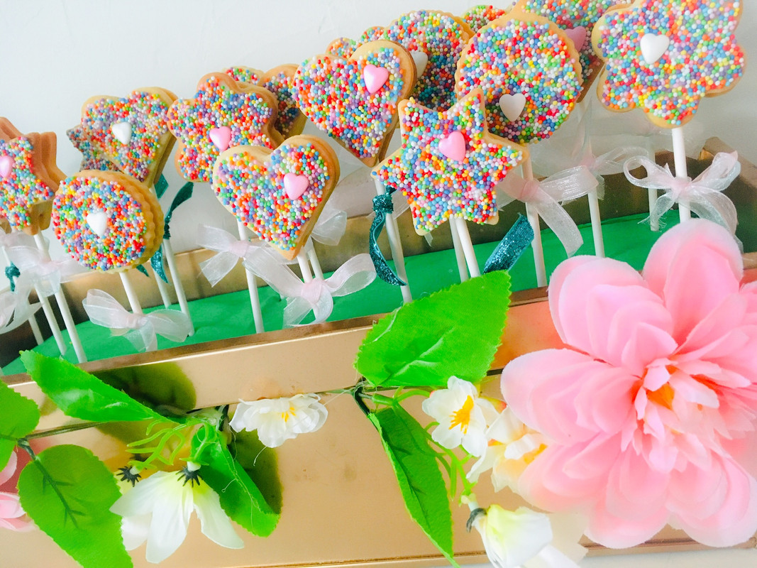 0EEB0969-A6CC-4A7A-A449-00772B98165A