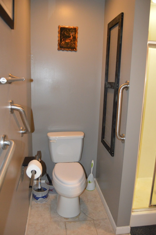 2021-11-17 Master Bathroom (1)