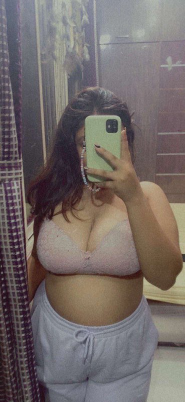Beautiful Girlfriend Showing Hot Boobs Striping Fucking Hard By BF 24Videos+Pics Old+New 7 IMG-5.jpg