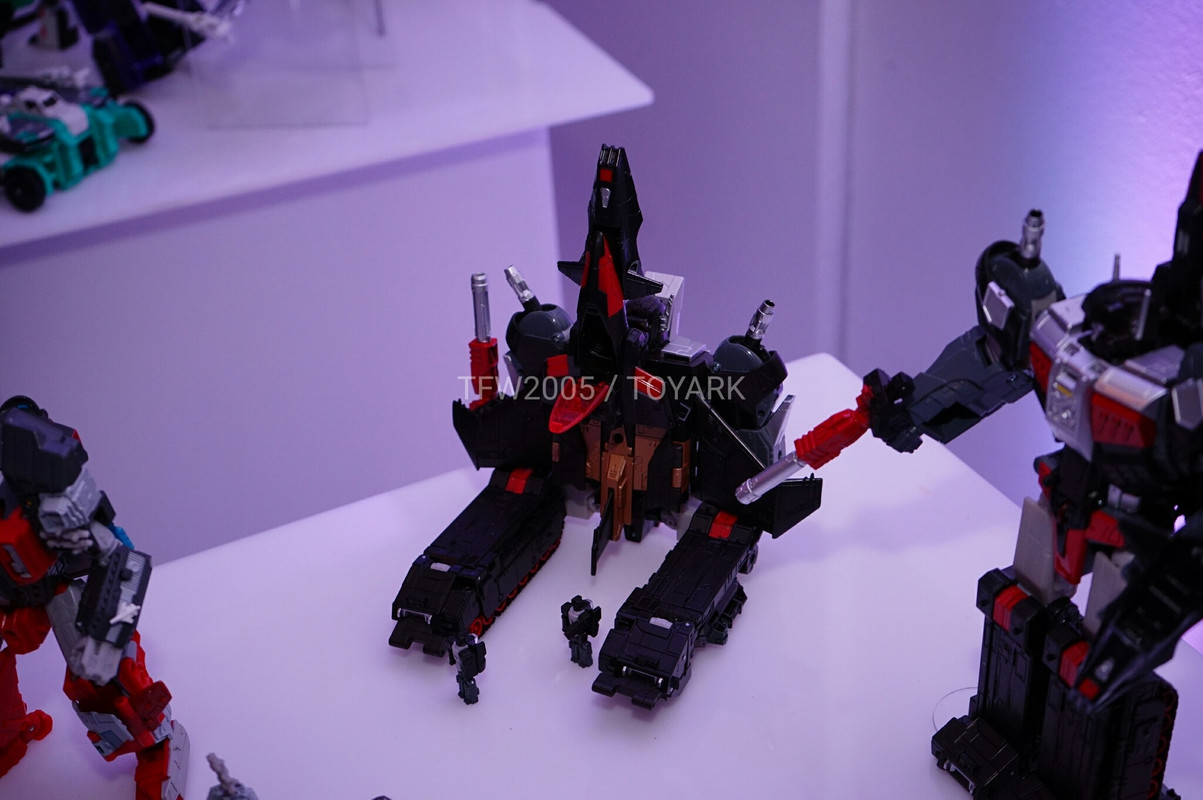 NYCC2016-Titans-Return-021