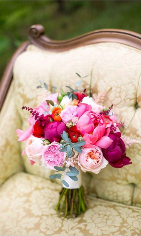flowerarmchair.jpg