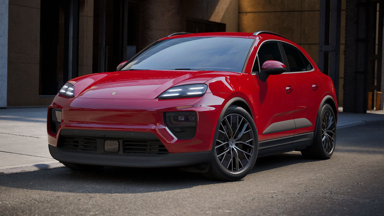 20260904-posche-macan.jpg