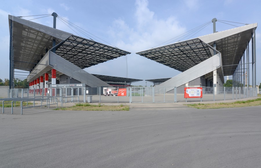 20220824-Stadion-an-der-Hafenstrasse-Essen.jpg