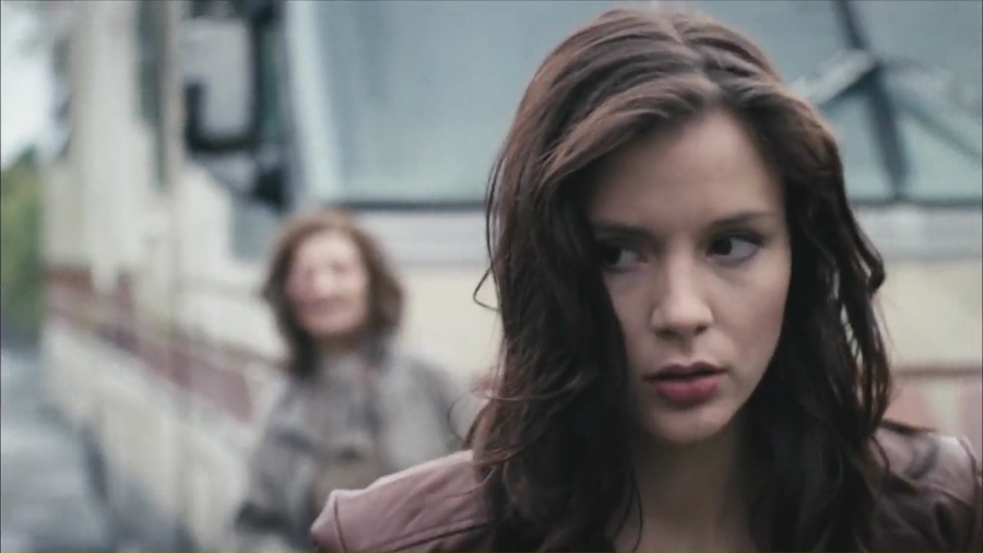 Roadkill 2011 BluRay [Hindi + Tamil + Telugu + English] 480p, 720p Screenshot