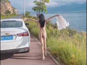 cảnh đẹp dáng cũng đẹp