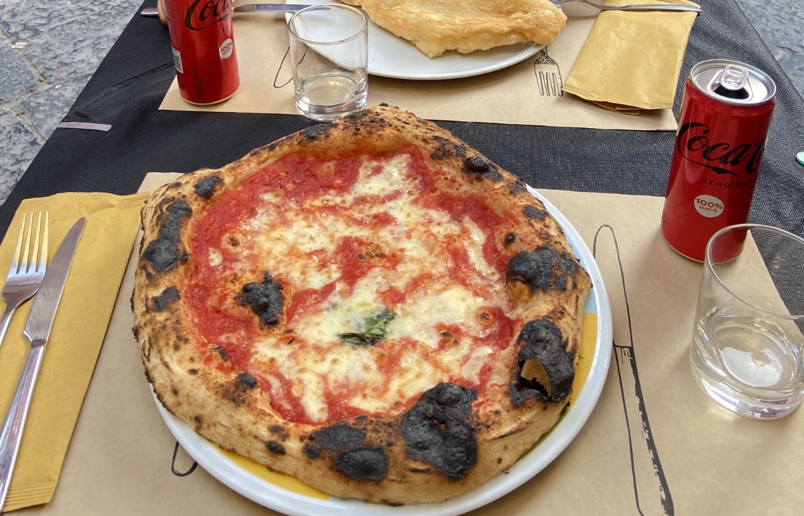 Pizza in Neapel