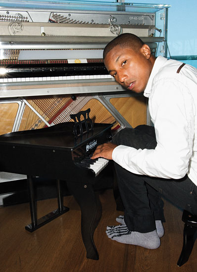 Pharrell Speaks Out On Britney Spears & Positive Interviewing
