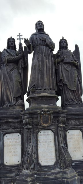 Casa Danzante, Reloj en movimiento y Castillo de Praga - Viena - Bratislava - Praga, Navidad 2024 (65)