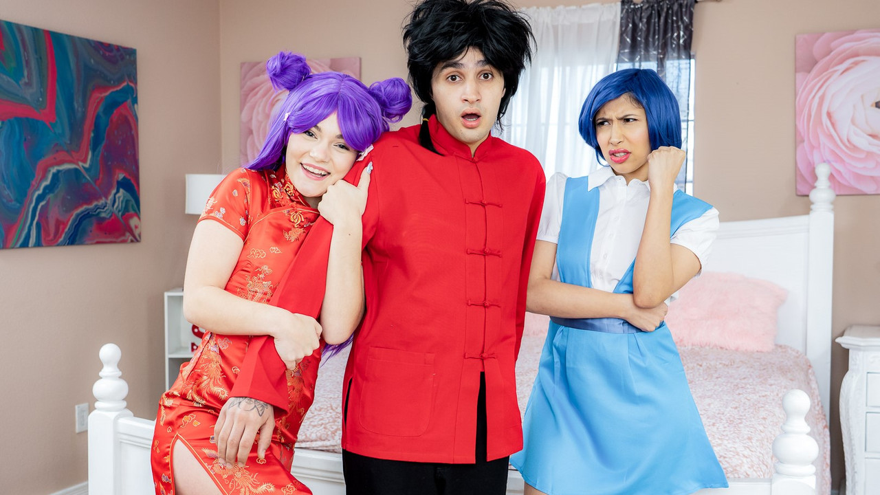 TeamSkeetSingles 25 07 11 Juniper Ren, Evie Christian, Penelope Woods Do They Want a Pussy to Lick or a Cock to Ride? Ranma Can Do It All!