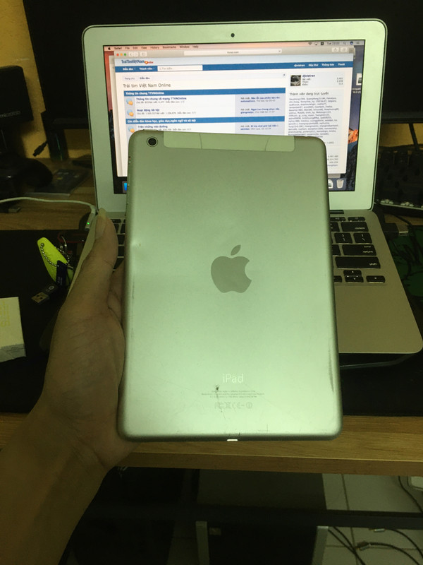 97C28352-A4C1-4F17-B5EF-95868E7D75B3