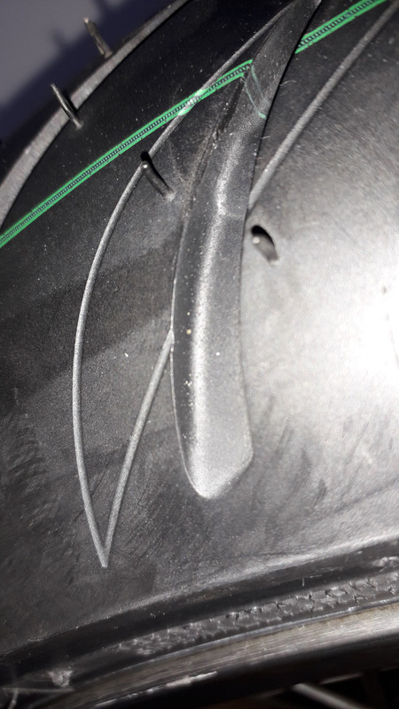 Repère Bridgestone arrière