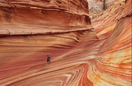 [Image: vach-da-hinh-song.jpg]