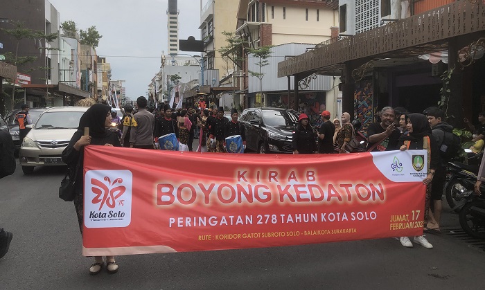 Gelaran Kirab Boyong Kedaton yang berlangsung pada Jumat (17/2/2023) dalam rangka memperingati hari ulang tahun ke-278 Kota Solo.