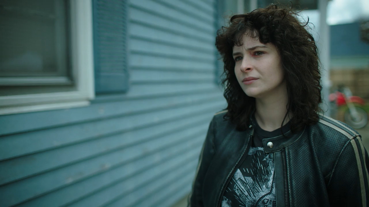 NOS4A2 (2019) Season 1 [Hindi + English] WebRip 480p 720p ESub - Complete Screenshot