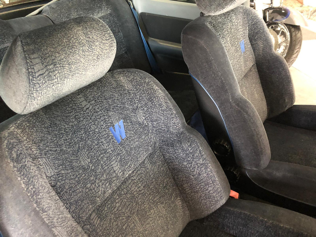 4FD667FB-F3C2-4DF2-B45F-A3B9AC0186F6