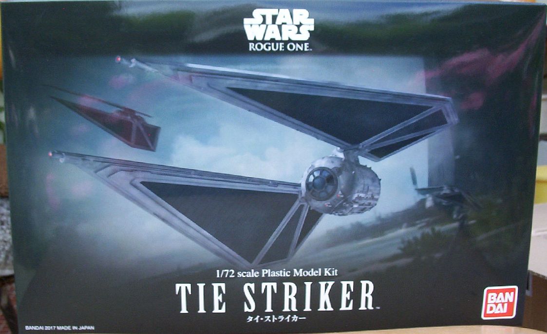 Bandai 72 TIE Striker