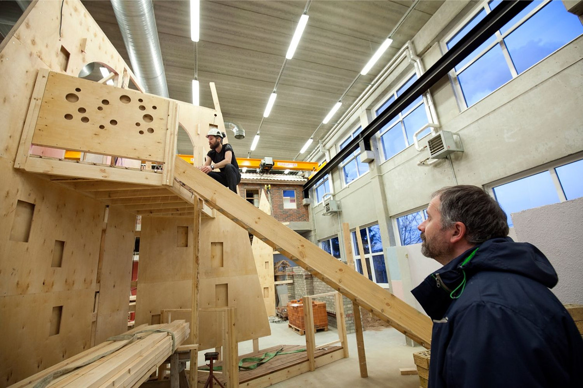 CF5A323D-51E2-40F6-B0F9-554B9120FA55