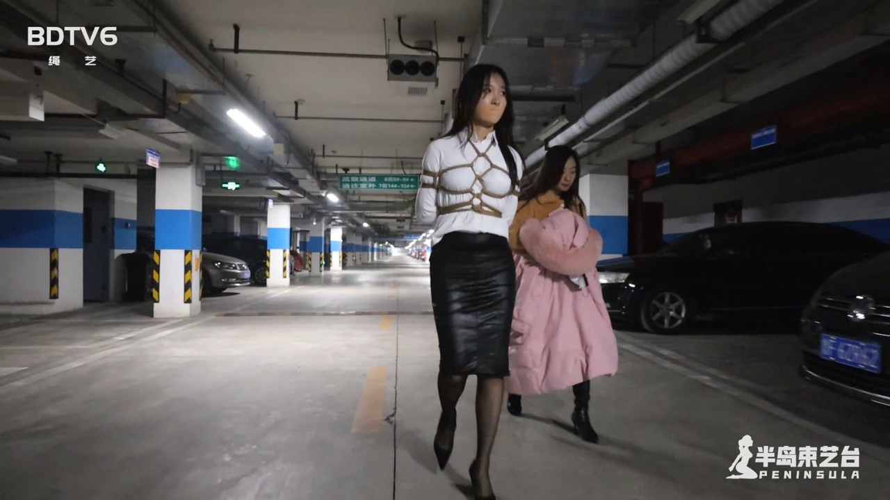 半岛束艺 领着表妹逛公园 白鲸 奎因.mp4_20231004_132841.401