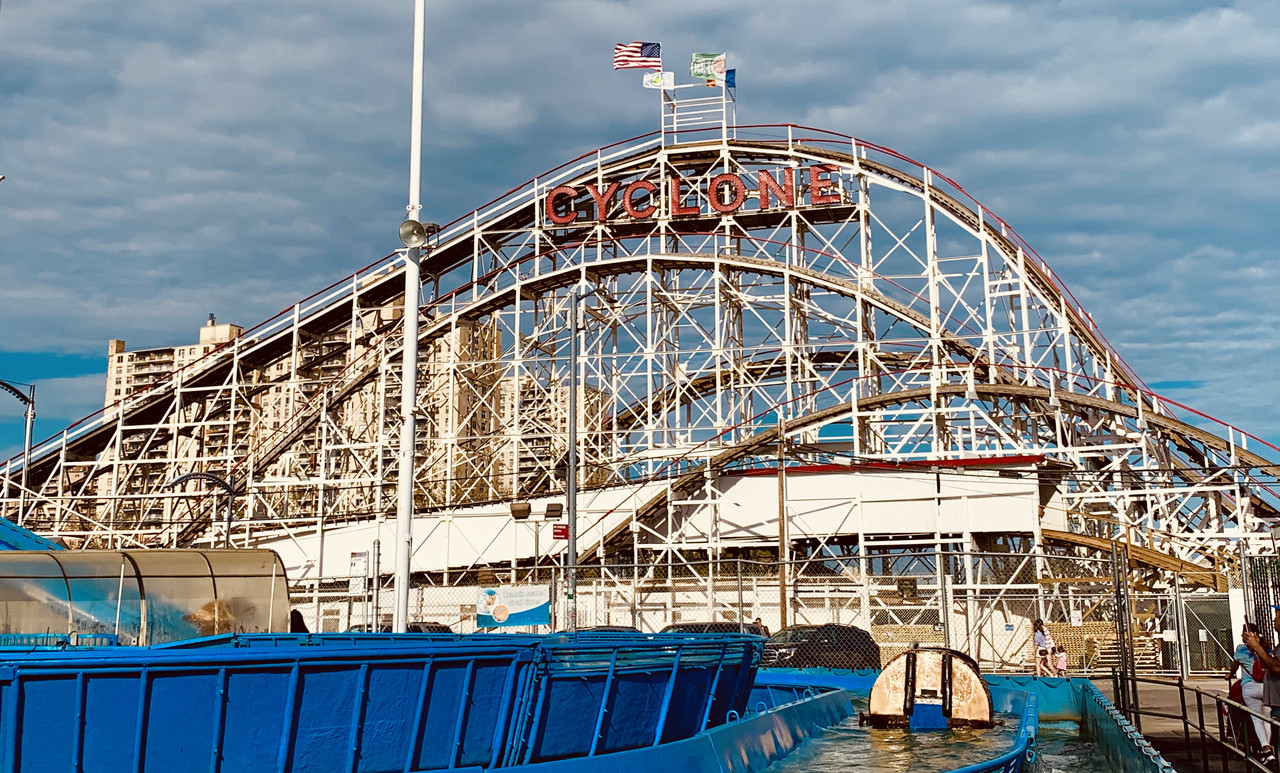 53B0DAFC-5A6D-4373-8481-227D2E46BE50