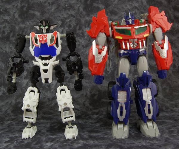 971548_651121821566380_1356063713_n