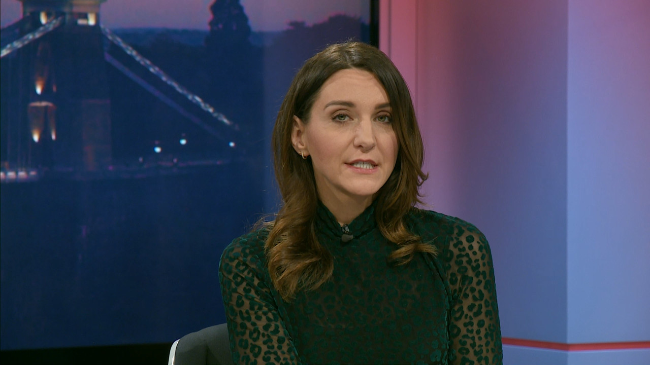 01.13 - 18.00.00 - ITV News West Country. News for Devon, Cornwall, S....ts_snapshot_10.55.317