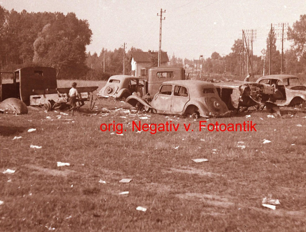 Frankreich, zerstörte französische Fahrzeuge, Ke