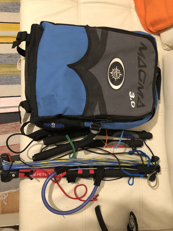 B1BB0B0C-E9E7-4354-AB4B-97199FF5183A