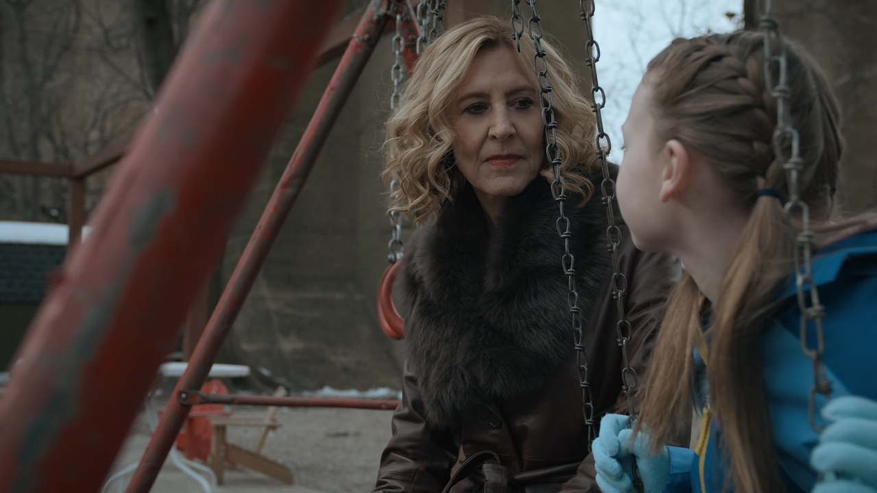 Evil.S02E06.C.Is.for.Cop.1080p.10bit.AMZN.WEB-DL.DDP5.1.HEVC-Vyndros.mkv_snapshot_22.47_[2021.07.26_