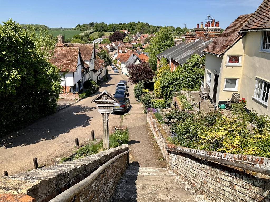 Пёстрая лента. Путешествие по сельским дорогам Англии в мае 2025 г.