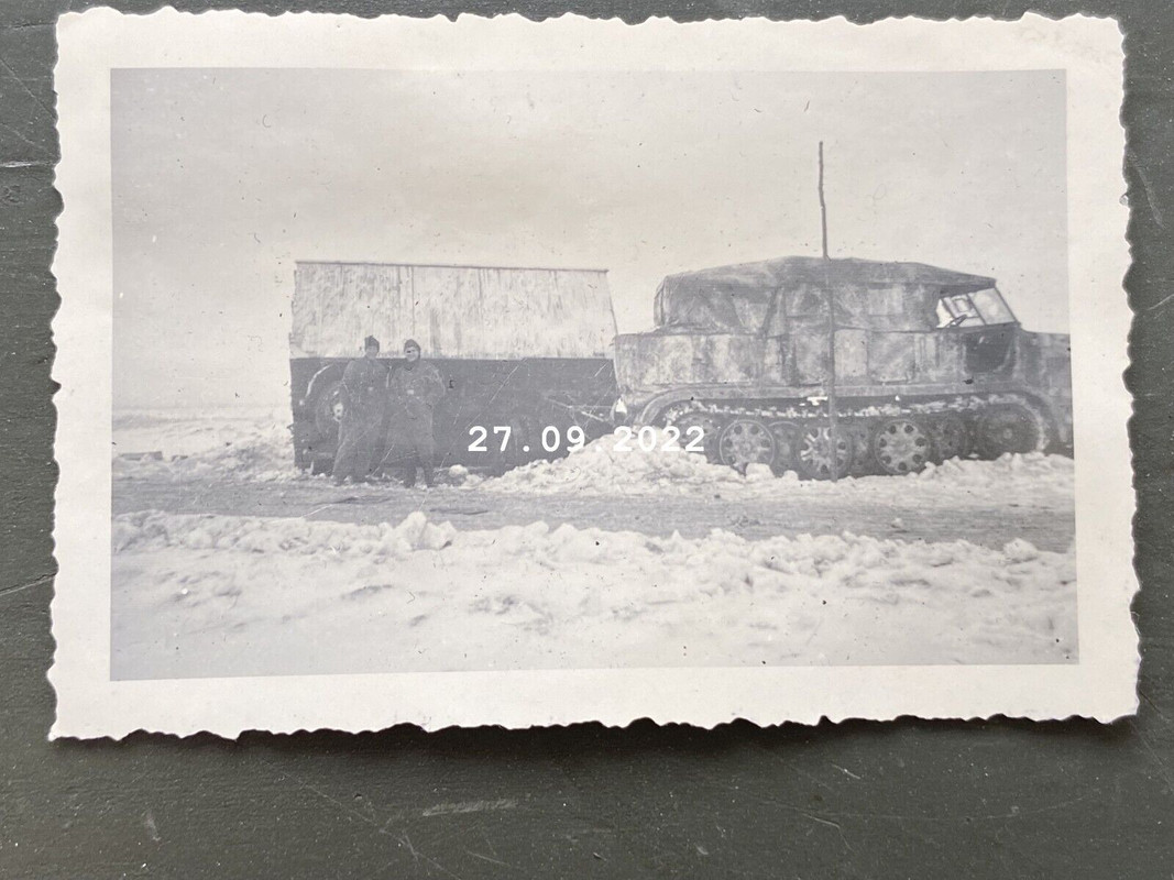 B.71 (mot), Sd.Kfz. mit Winter Tarn in Russland