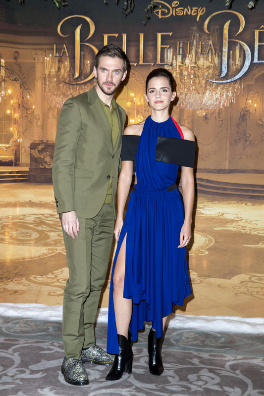 emmawatson-updates.com (98)