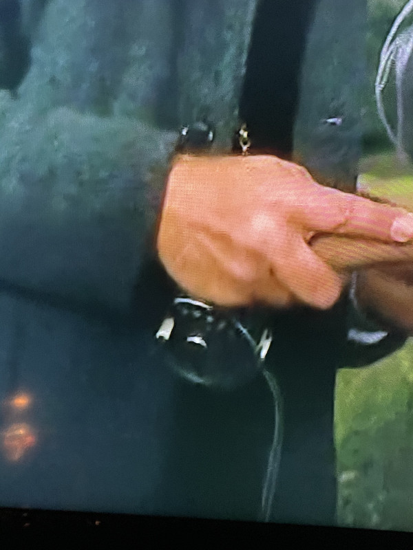 A0CF016D-852E-4010-852D-8BB4DBC8C2A4