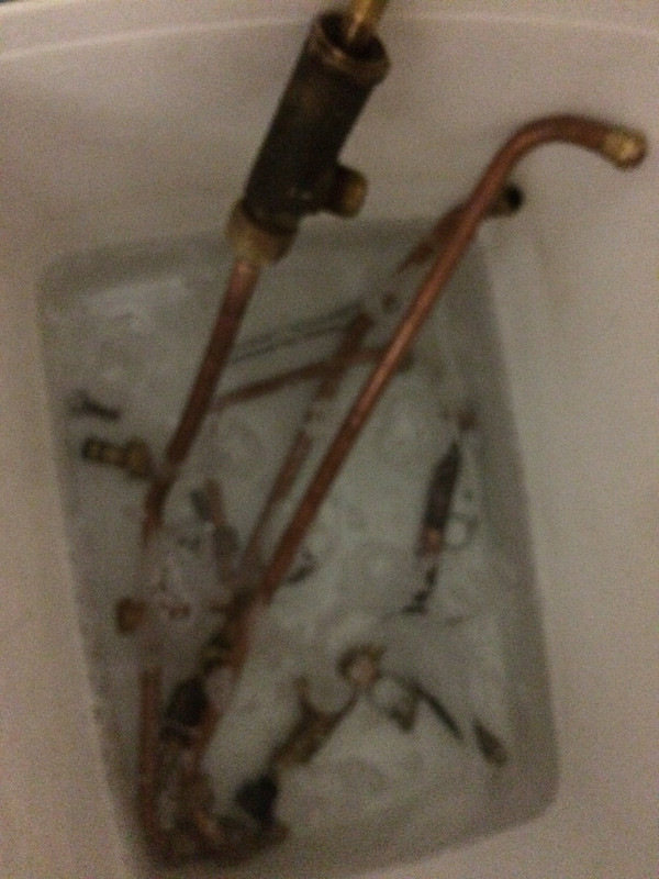 A7BFB732-E80A-430E-8EC3-496D37C5D6C0