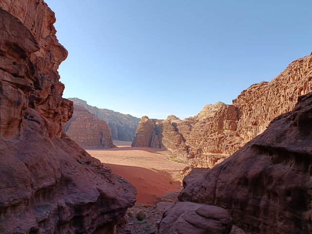 https://i.postimg.cc/G2wZxX4T/Wadi-Rum-87.jpg https://i.postimg.cc/G2wZxX4T/Wadi-Rum-87.jpg