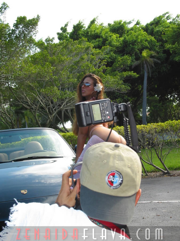 [Image: zenaida-behindscenes1-074.jpg]