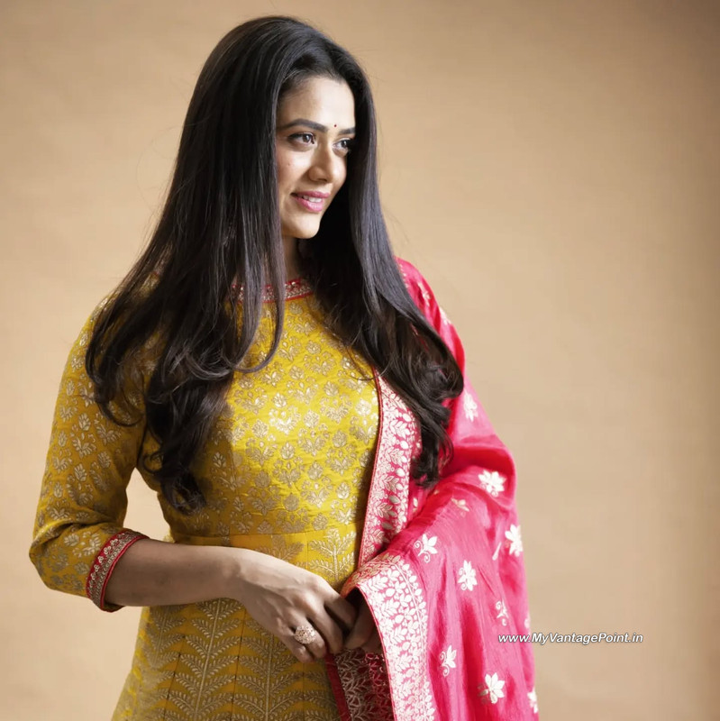 22-Mobile-Wallpaper-Photos-of-Girija-Oak-Godbole-My-Vantage-Point