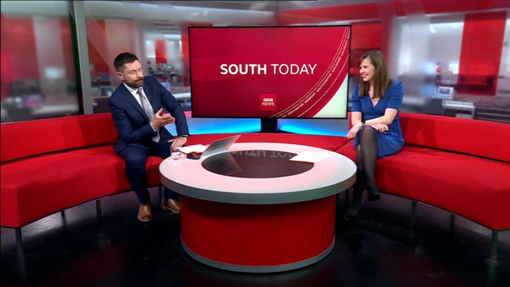 BBC London News 2022_03_21_18_30_00.ts_snapshot_27.37.630