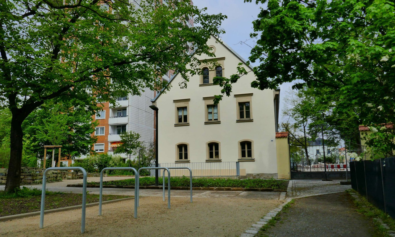 Bild: https://i.postimg.cc/G2zW5n0G/P1270261.jpg
