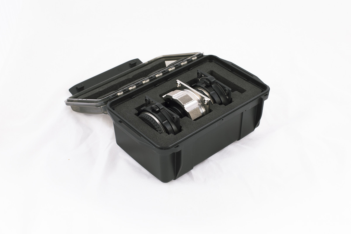 Red-Lens-Mounts-01.jpg