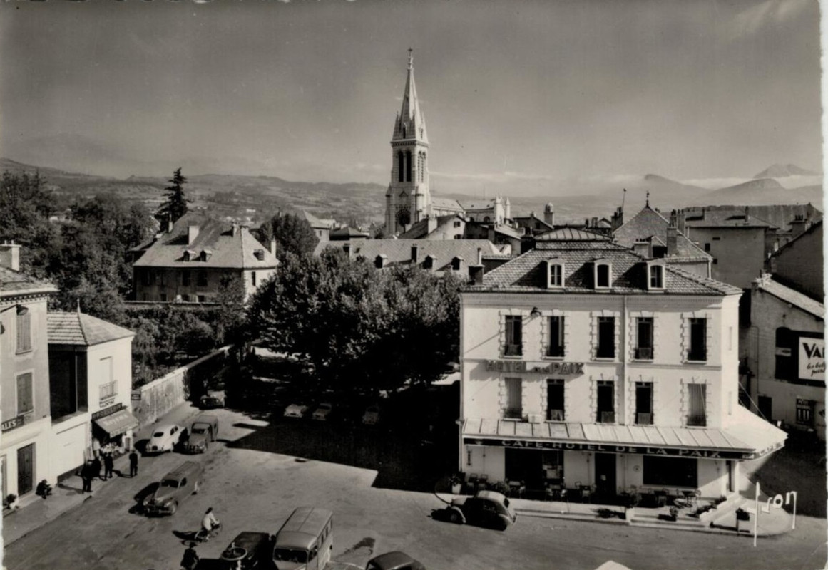 Place frédéric Euziére2