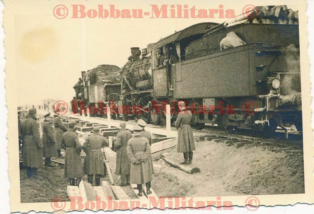 Ukraine Wassilkowka Woltschja Eisenbahn Brücke Belastung Dampflokomotive LOK3