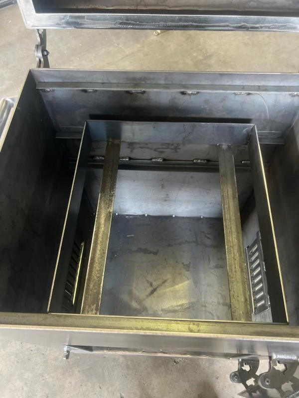 7B6BA092-C5C2-4FFE-B562-03C1DAD76100