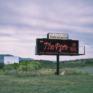 Νέο Music Video | The Last Dinner Party – Knocking at the Sky