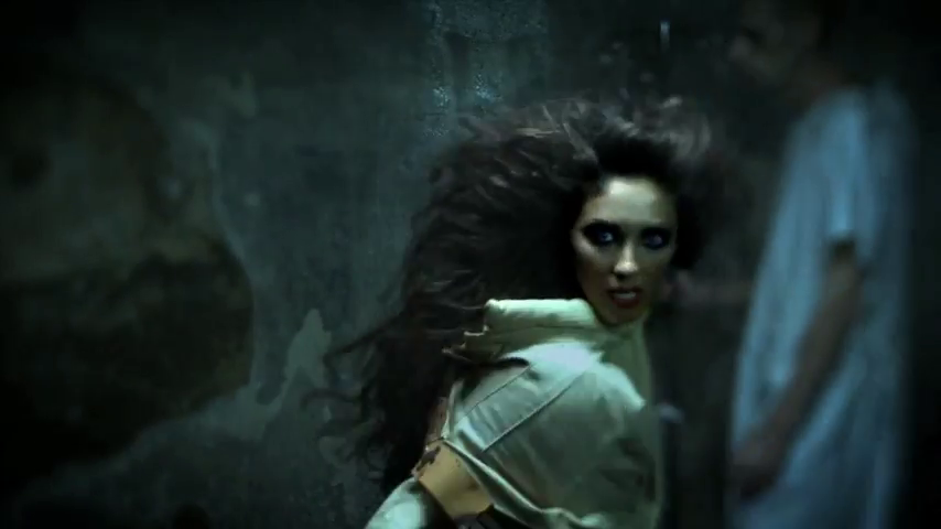 Anahi Official Video Mi Delirio Director s Cut (16)