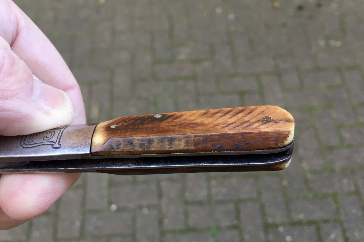 8E464437-313E-4B81-8B7A-BF608B12DA50