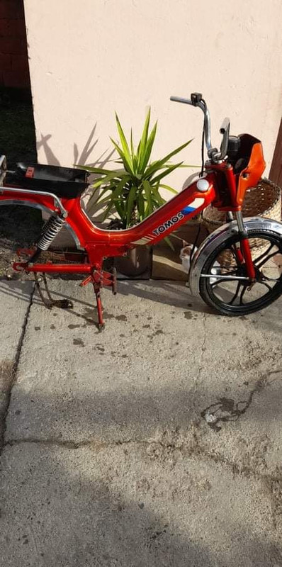 D644F2F9-3635-4BF5-B9D1-CC771E71ABC4