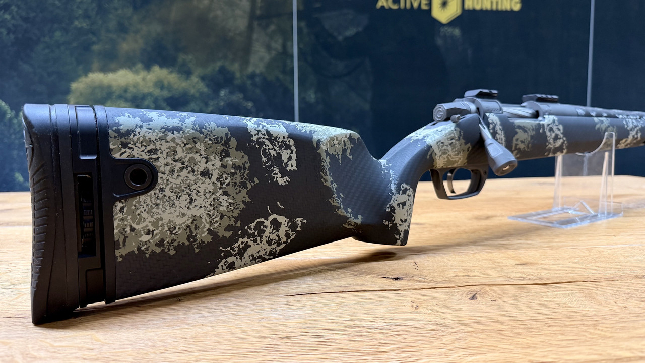 Gunwerks-Magnus-Halo-Green-Carbon-4